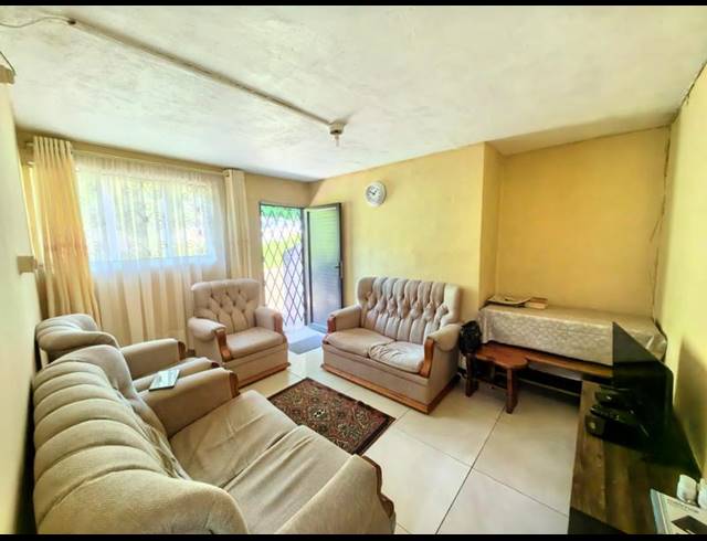 2 BEDROOM APARTMENT FOR SALE IN SHALLCROSS